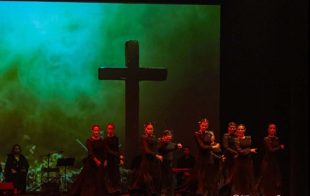 martinete cuerpo de baile cruz